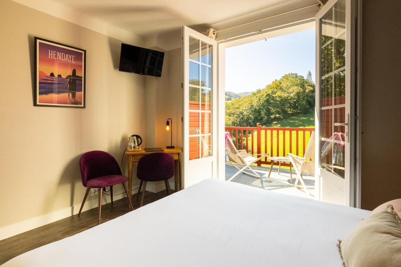 Logis Hotel St Sylvestre Aldudes Екстериор снимка